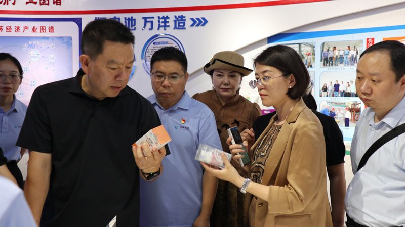 陜西安康市副市長周孝斌一行蒞臨萬洋希百康調研